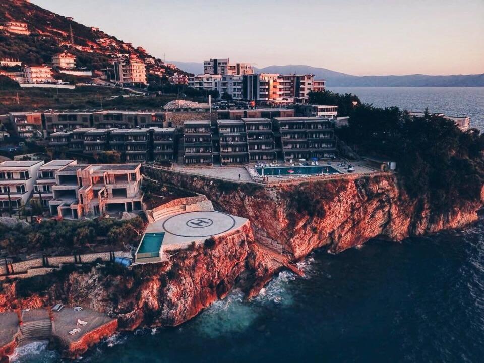 Aldi'S Guest House Vlorë Exterior foto